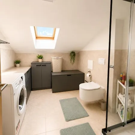 Appartamento Spacious Close To Vienna In A Calm Area Strasshof an der Nordbahn