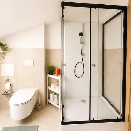 Spacious Close To Vienna In A Calm Area * Strasshof an der Nordbahn
